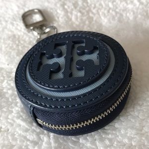‼️SOLD ON ♏️‼️Tory burch coin key chain